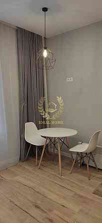 Світла 1-кімнатна квартира комфорт-класу з дизайнерським ремонтом Kiev