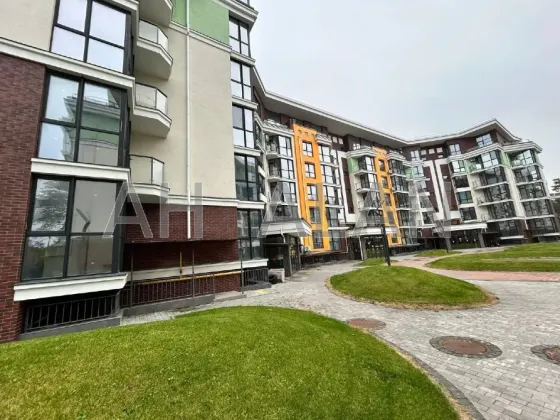Продажа 3к Квартира 126 кв.м Радистів Киев