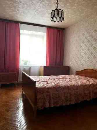 Оренда Квартира 3-кімнатна, 7/8 поверх на ул. Большая Житомирская, 6 Київ