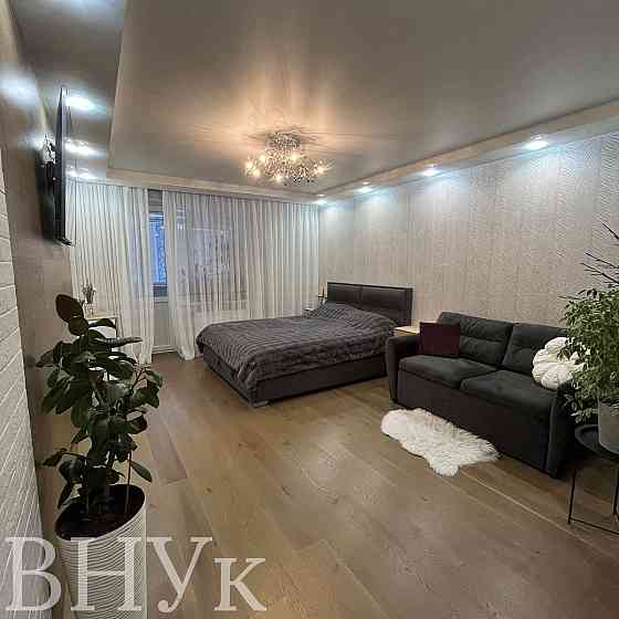 Продаж Квартира 2-кімнатна, 8/11 поверх на С. Тимошенка Вінниця