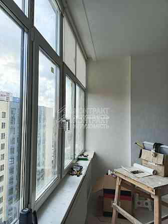 Продаж Квартира 3-кімнатна, 10/17 поверх на вул. Коломенська Харків