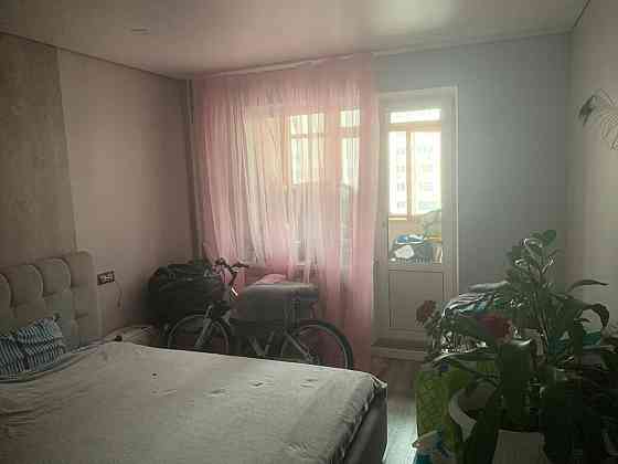 Продаж Квартира 3-кімнатна, 14/22 поверх на Олени Пчілки вул., 2б Киев