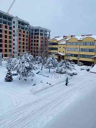 Продаж Квартира 3-кімнатна, 2/3 поверх на вул. Мікльоша Карла Львів