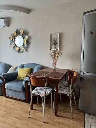 Оренда Квартира 2-кімнатна, 12/16 поверх на вул.Вишняківська, 8а Киев