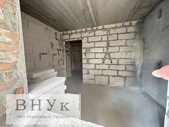 Продаж Квартира 2-кімнатна, 1/9 поверх на Злуки Ternopil'