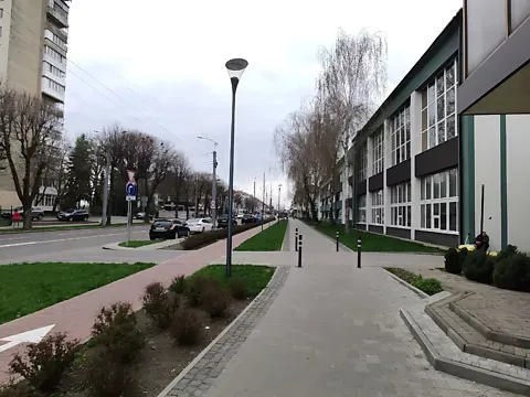 Здається    Луцьк Волі проспект 25 Луцьк - фото 2