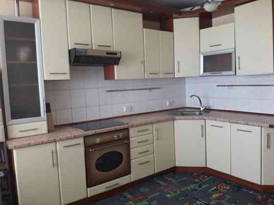 Оренда Квартира 1-кімнатна, 13/20 поверх на ул. Российская, 64 Київ