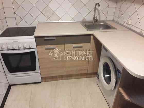 Оренда Квартира 4-кімнатна, 11/12 поверх на вул. Амосова Харків