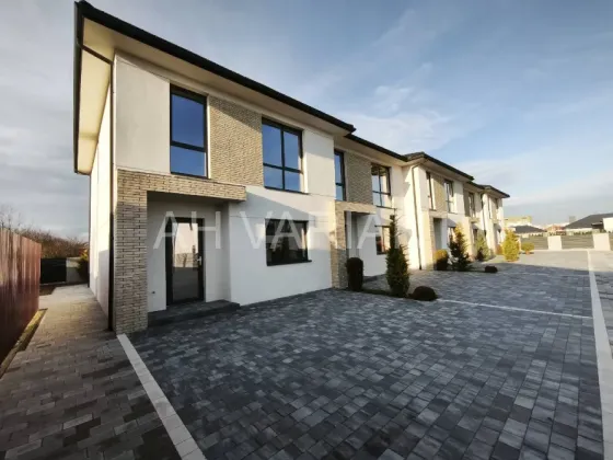 Продаж 2-поверховий Будинок з ділянкою 1.5 сот 135 кв.м 4 кімн. на Дулова Минай