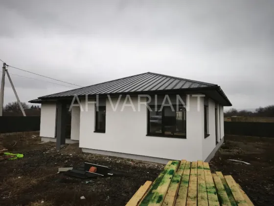 Продаж 1-поверховий Будинок з ділянкою 6.5 сот 150 кв.м 4 кімн. на Хорвацька Ужгород