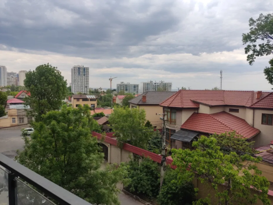 Продам  2-х комнатную квартиру в престижном ЖК на Фонтане Odessa