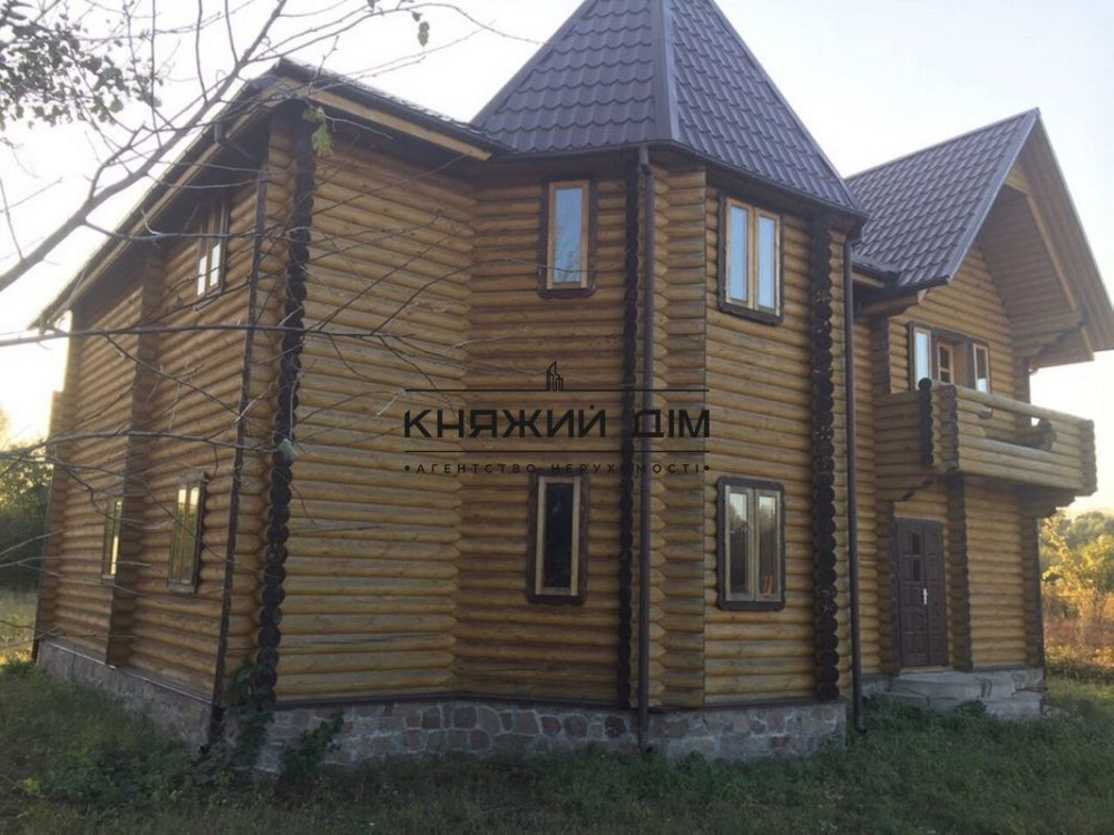 Продам дом сруб 250 м2 без ремонта 10 соток с. Старые Безрадычи Обуховский р-н  - фото 6