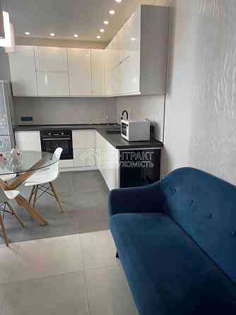 Продаж Квартира 3-кімнатна, 6/7 поверх на вул. Федоренко Kharkiv