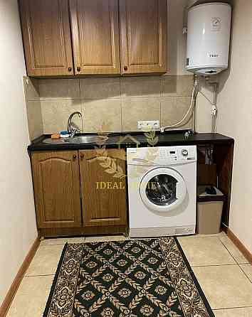 Продаж Квартира 15-кімнатна на Святошинская ул., 42 Вишнёвое