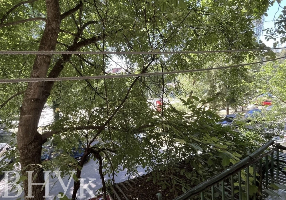 Продаж Квартира 1-кімнатна, 2/5 поверх на Капушанська Ужгород - изображение 9