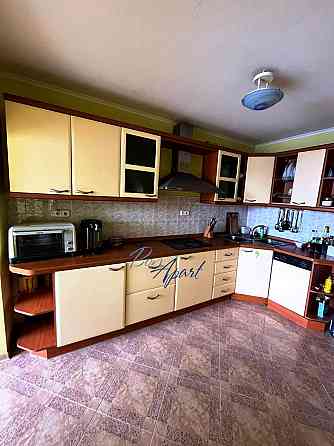 Продаж Квартира 3-кімнатна, 10/20 поверх на Володимира Івасюка вул., д. 20-А Киев