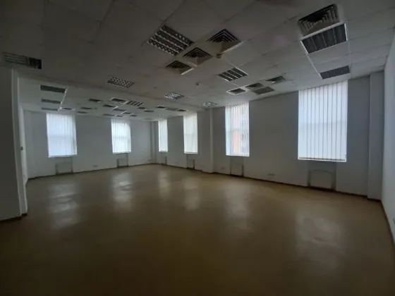 Сдаётся Офисные помещения площадь 1323 кв.м  Днепр Кельнський бульвар Днепр