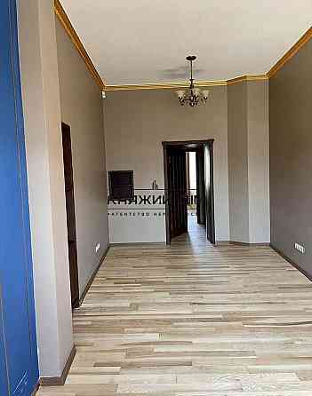 Оренда офісне приміщення на Шота Руставели ул. поверх - 4/5 Киев