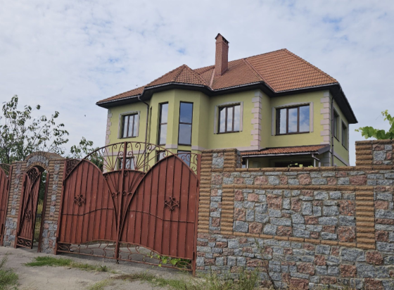 Продаж 2-поверховий Будинок з ділянкою 9 сот 253 кв.м 5 кімн. на Тетерівка Zhytomyr