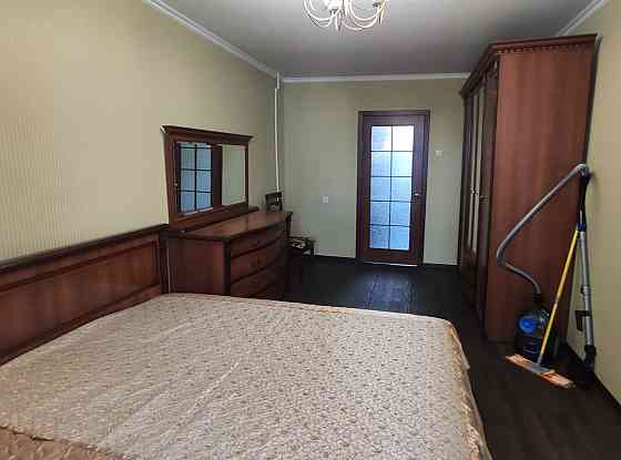 Продаж Квартира 3-кімнатна, 6/9 поверх на Шолохова ул., 5 Дніпро