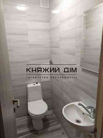 Оренда офісне приміщення на Хорольская ул. поверх - 1/25 Kiev