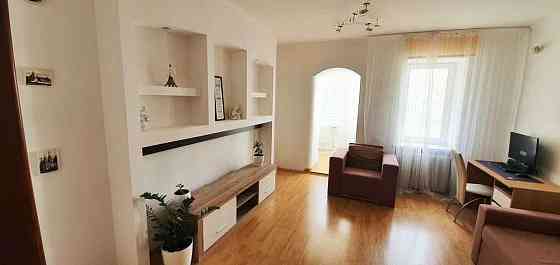 Оренда Квартира 2-кімнатна, 6/16 поверх на ул. Анны Ахматовой Kiev