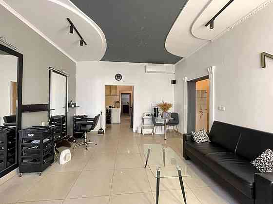 Оренда готовий бізнес на вул. Героїв УПА приміщень - 4, поверх - 1/3 L'viv