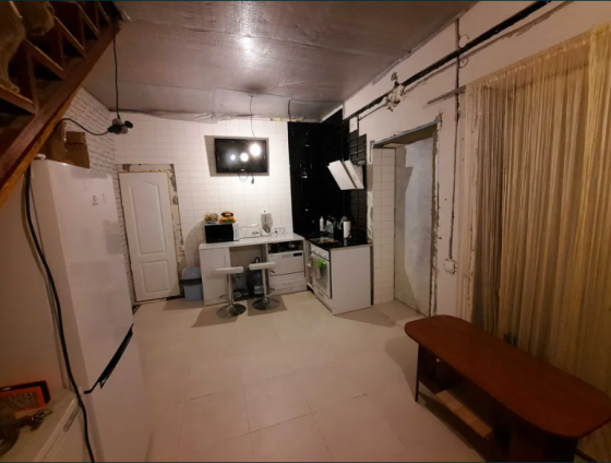 Продам 3-х комнатную сталинку с узаконенным гаражом Одеса