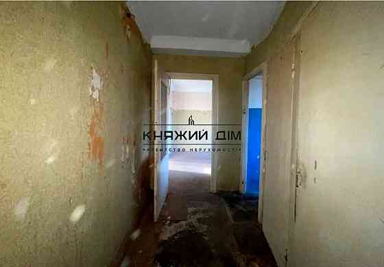 Продаж Квартира 2-кімнатна, 5/9 поверх на Харьковское шоссе Kiev