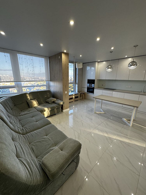 Продаж Квартира 3-кімнатна, 24/25 поверх на Нижньоключова вул., д. 14 Kiev - photo 2