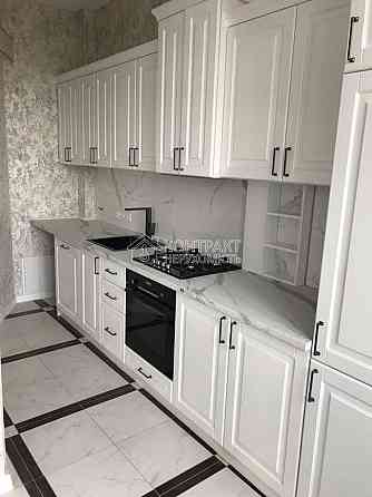 Продаж Квартира 3-кімнатна, 5/6 поверх на вул. Дмитрівська Kharkiv