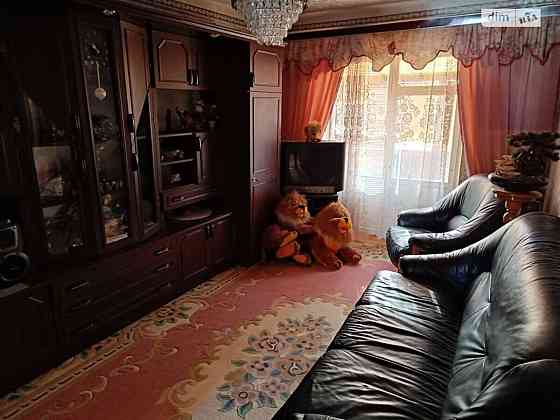 Продаж Квартира 3-кімнатна, 8/9 поверх на Жуля Верна бульв. (Ромена Роллана), 13 Київ