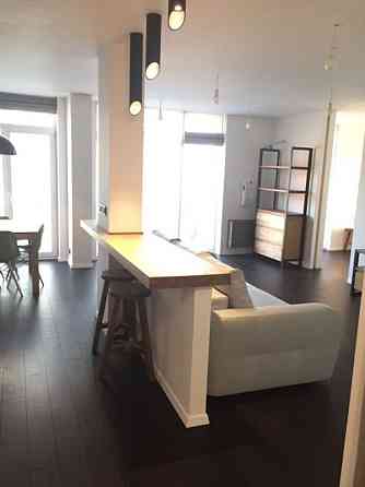 Оренда Квартира 3-кімнатна, 7/9 поверх на ул. Регенераторная, 4 Київ