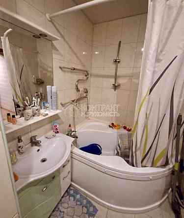 Продаж Квартира 2-кімнатна, 2/10 поверх на вул. Лопанська Харьков