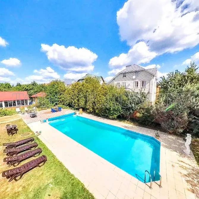 484 A Two-story villa for rent with a swimming pool Kiev - photo 8