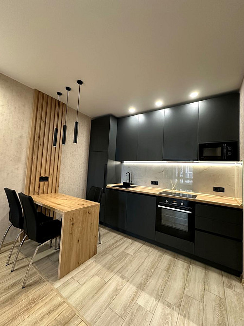 Продаж Квартира 1-кімнатна, 16/33 поверх на Заречная вул., д. 4 Київ - фото 1