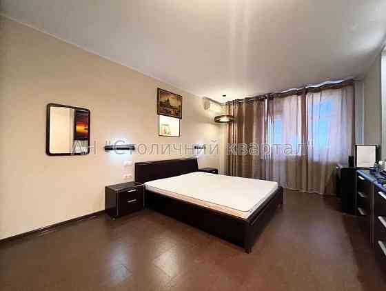 Продаж Квартира 3-кімнатна, 24/27 поверх на Львівська вул., 22 Киев