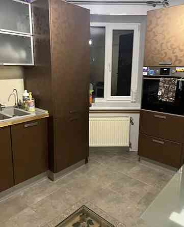 Продаж 3к квартири 86.7 кв. м на просп. Злуки Ternopil'