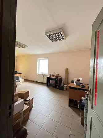 Продаж приміщення вільного призначення на вул. Хоткевича Г. поверх - 3 Ivano-Frankivs'k