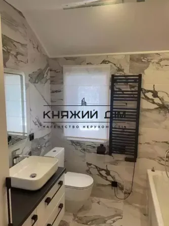 Продаж Таун хаузу С. Святопетрівське 80 м. 2 поверхрвий код 2211766 