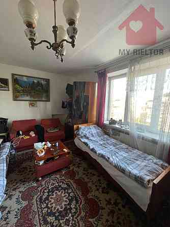 Продаж Квартира 4-кімнатна, 5/5 поверх на Грушевського Ужгород