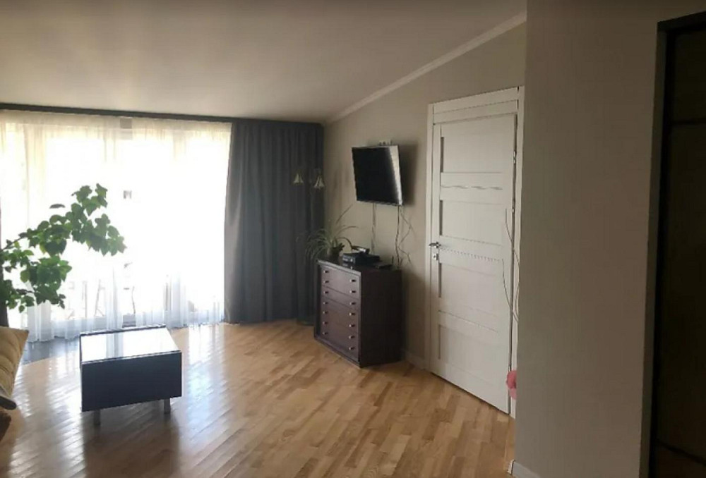 Продаж Квартира 4-кімнатна, 3/4 поверх на вул. Миколи Лисенка L'viv - photo 2