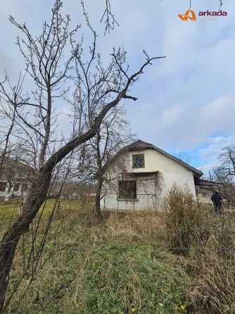 Дом с земельным участком, в г. Калуш Калуш