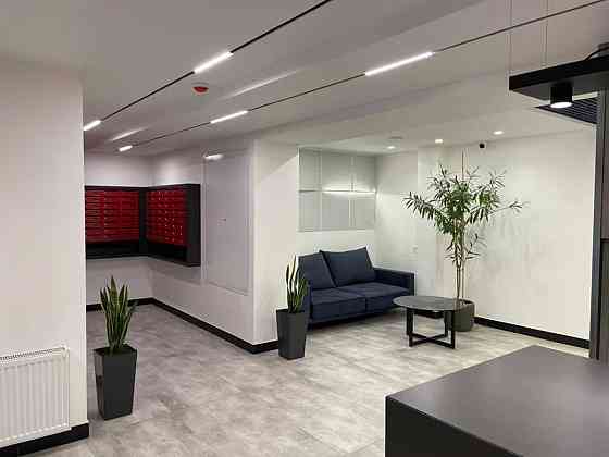 Оренда Квартира 1-кімнатна, 19/27 поверх на Генерала Наумова, 1б Kiev