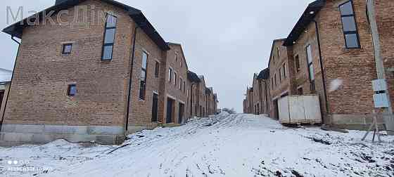 Продаж Будинок 4-кімнатний 