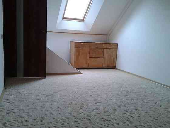 Оренда Квартира на ул. Уральская Kiev