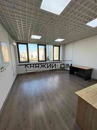 Оренда офісне приміщення на Трускавецкая ул. поверх - 9/25 Киев