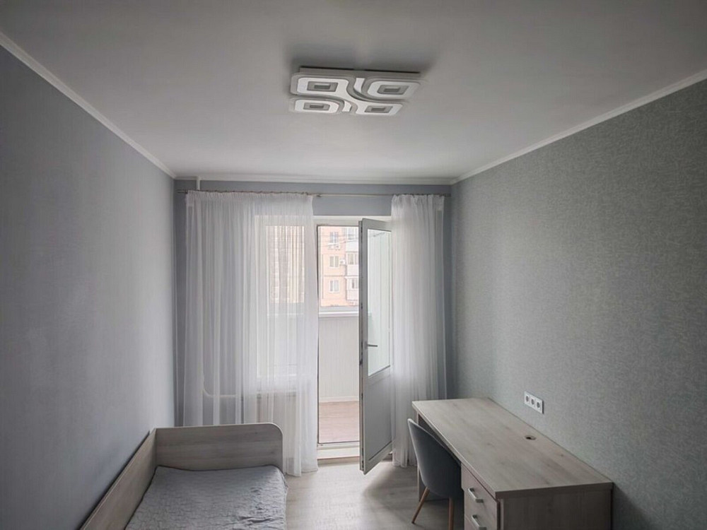 Продаж Квартира 3-кімнатна, 8/9 поверх на Володимира Івасюка просп. (Героїв Сталінграда), 32 Київ - фото 1