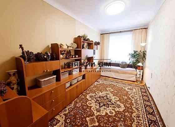 Продаж Квартира 3-кімнатна, 4/5 поверх на вул. Киквидзе ул./Михайла Бойчука Kiev