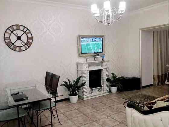 Продаж Квартира 3-кімнатна, 1/3 поверх на Маразлиевская ул., 5 Одесса